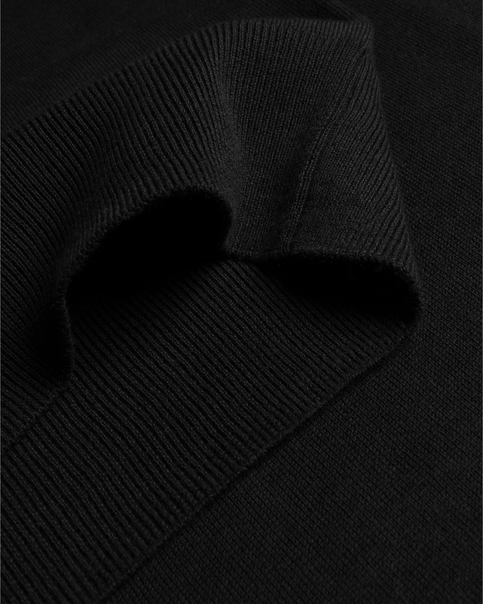 Brighton O Neck Men Black Back