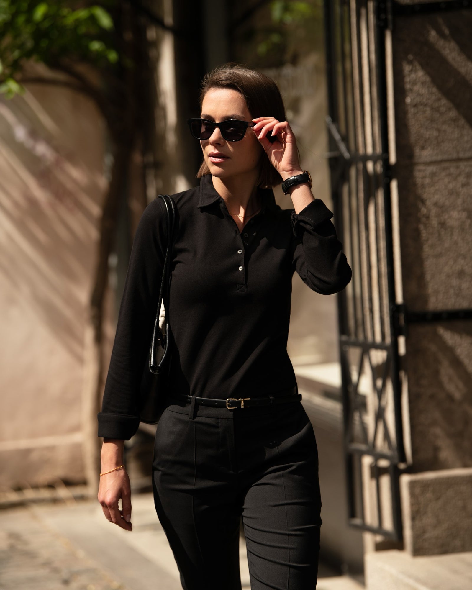 Carlington Women Charcoal Back