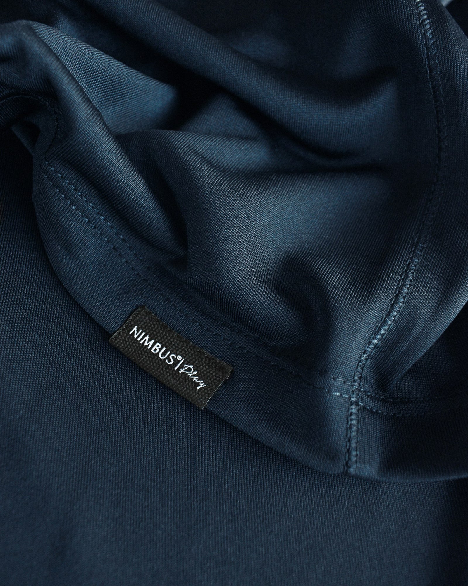 Freemont Men Navy Back