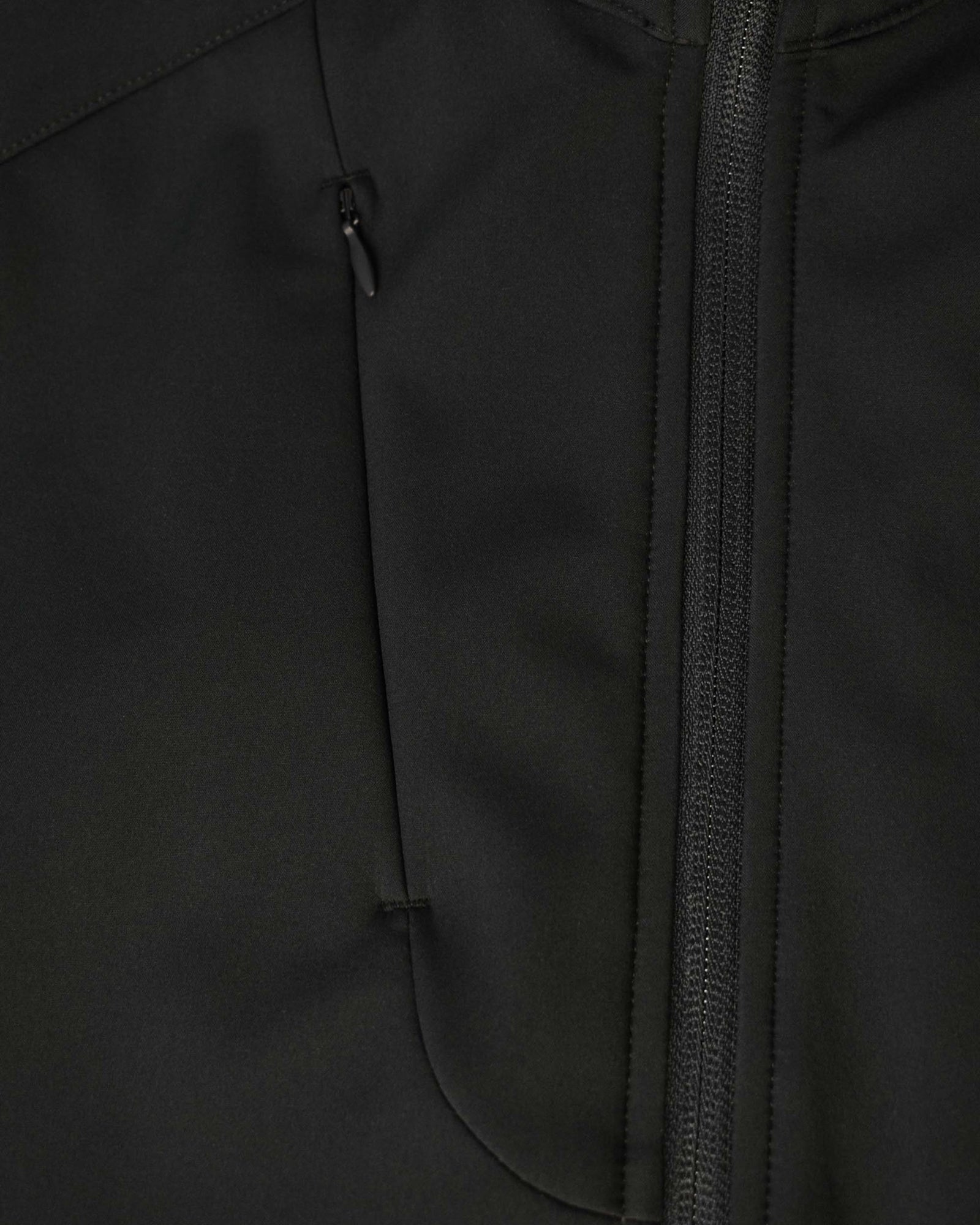 Livingston Women Black Back
