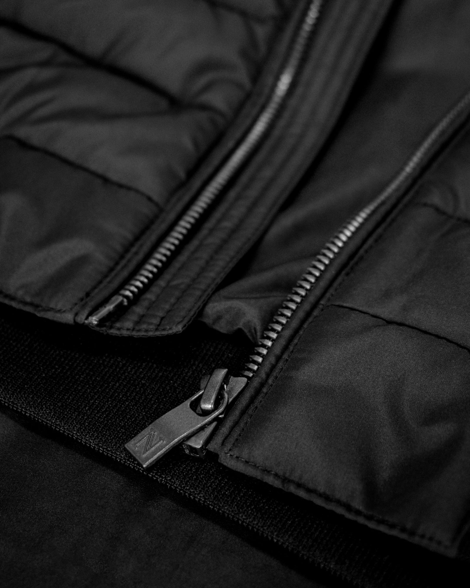 Vesper Men Black Back